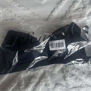 Soma Embliss Wireless Black Bra NWT